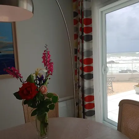 Brises Marines VILLA D'EXCEPTION. Draps/serviettes/Garage/BBQ Ferienhaus La Chaume